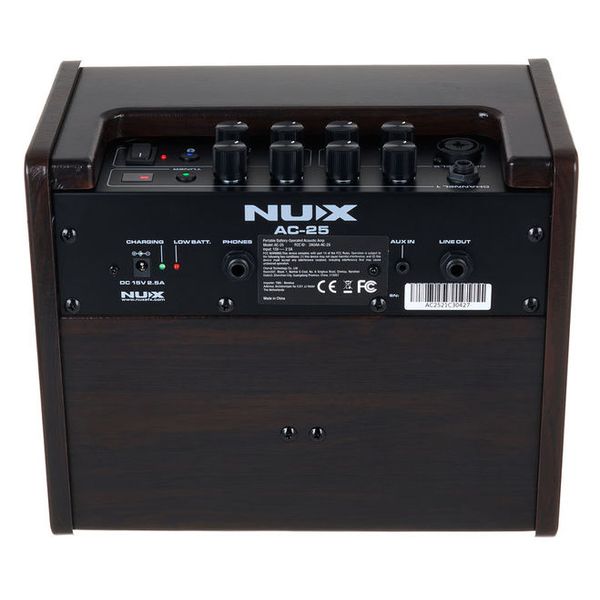 Nux AC25 amplificatore chitarra acustica 25W portatile