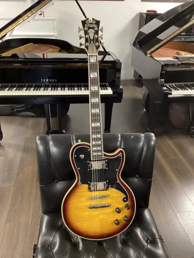 D’Angelico Deluxe Atlantic elettrica sunburst usata