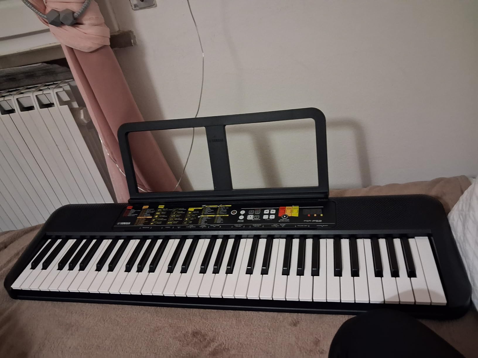 Yamaha PSR-F52 Tastiera Digitale 61 Tasti Nera 144 Voci