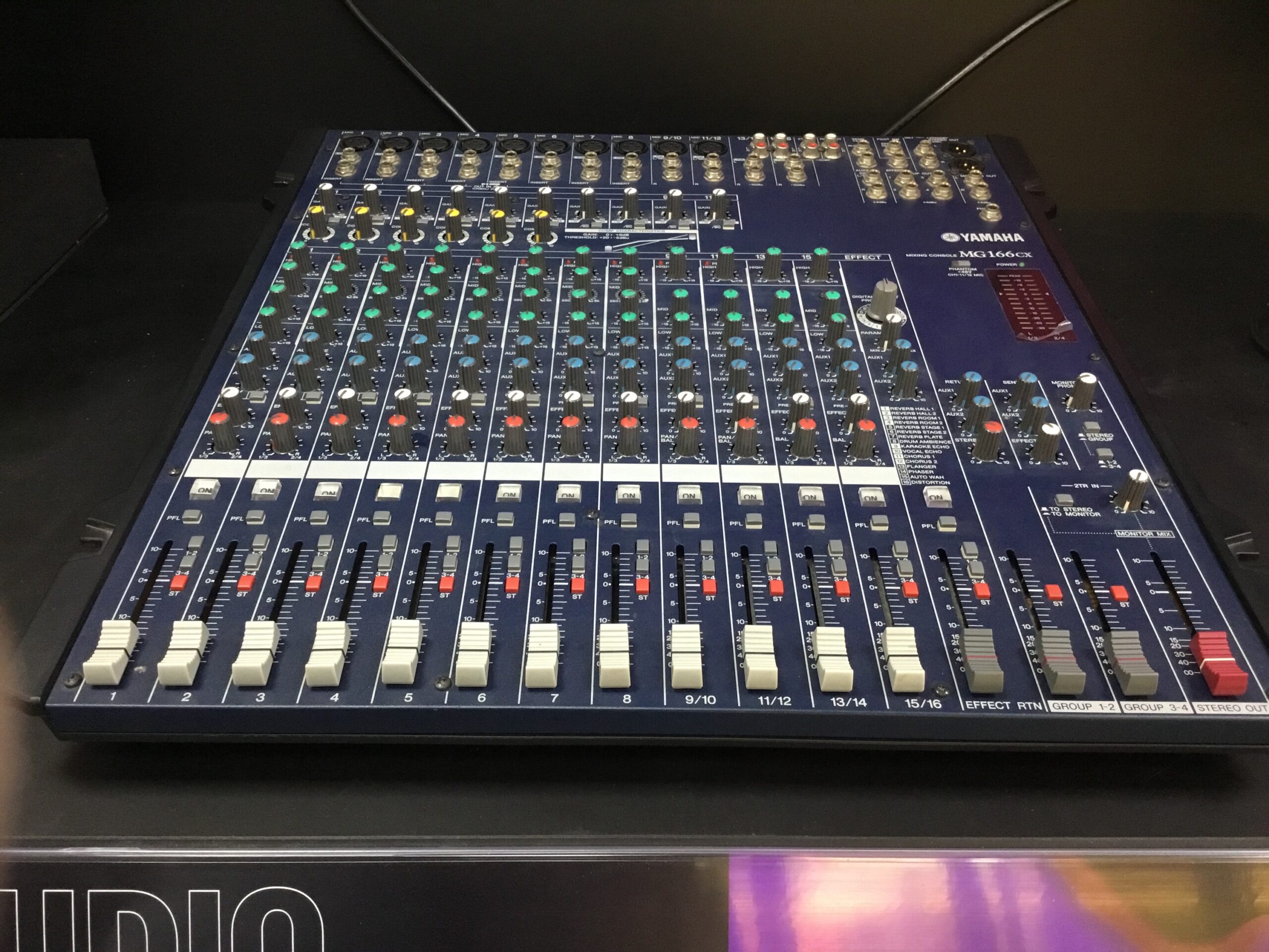Yamaha MG166CX mixer analogico 16 canali SPX occasione