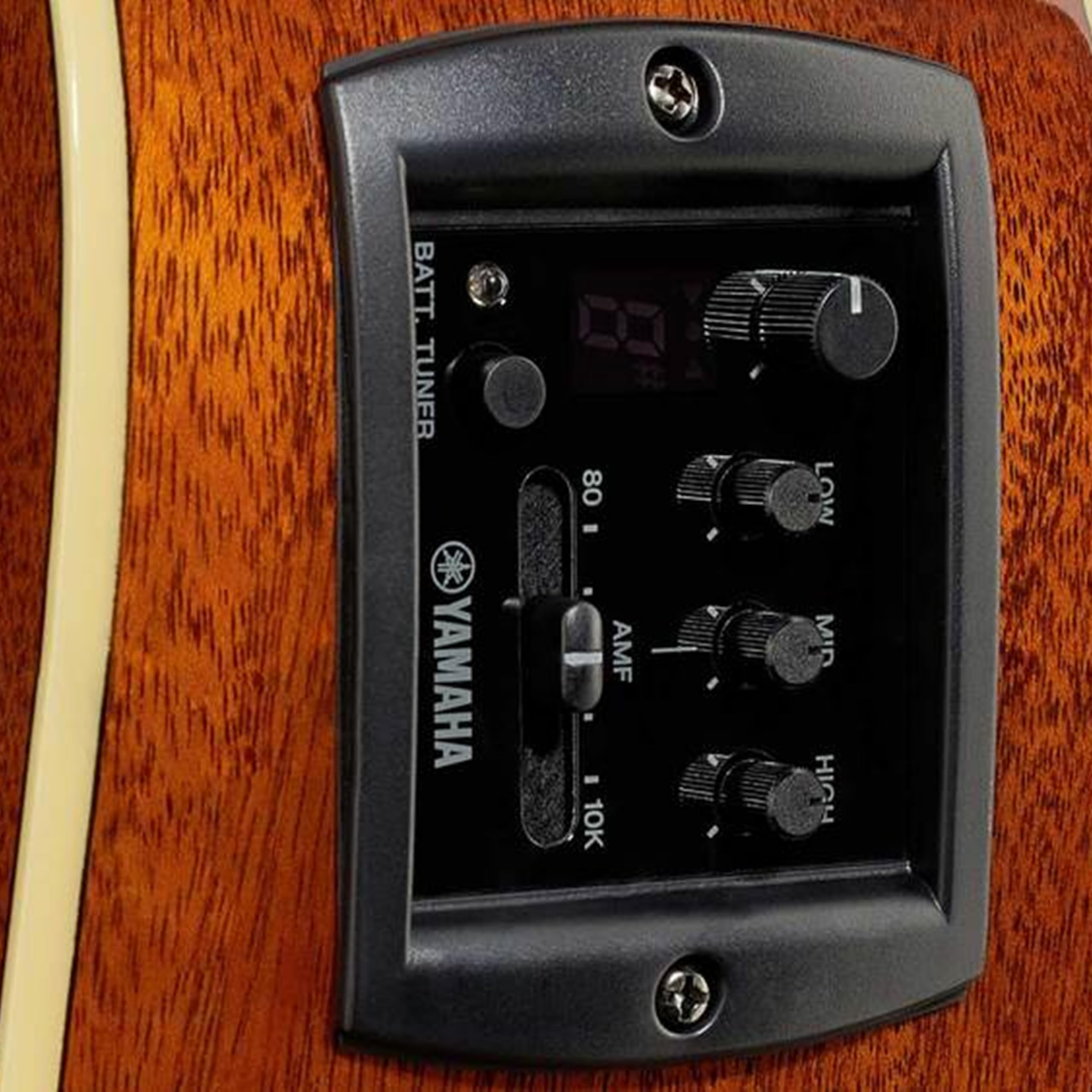 Yamaha FGX820C Chitarra Elettroacustica Natural abete