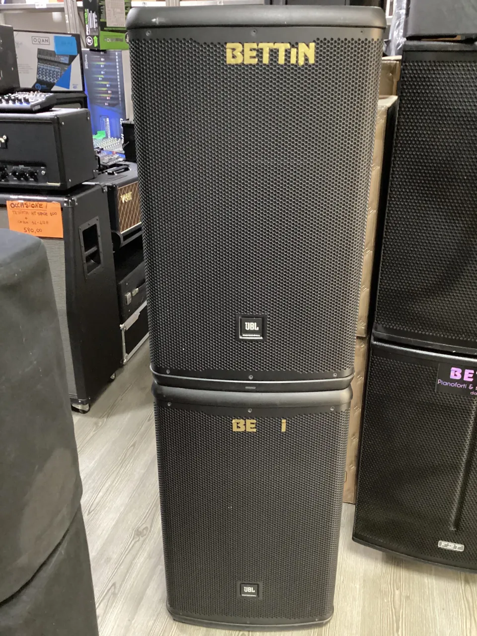 JBL EON 715 Cassa Amplificata 15" Coppia Ex-Demo Attiva