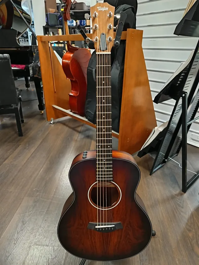 Taylor GS Mini-e Koa Plus chitarra acustica usata