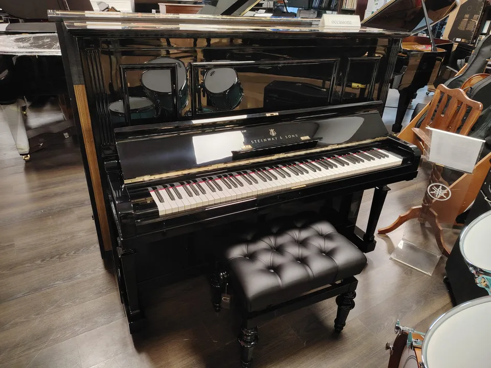 Steinway & Sons K132 pianoforte verticale nero anni 30