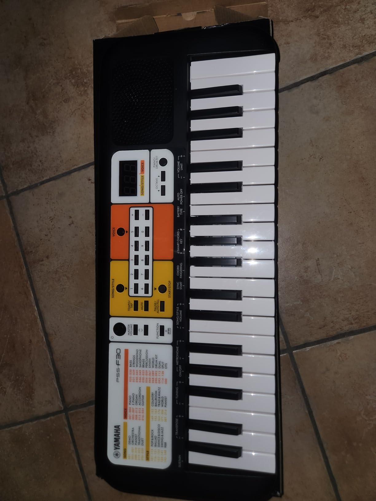 Yamaha Remie PSS-E30 Tastiera Bambini 37 Tasti Bianca Quiz