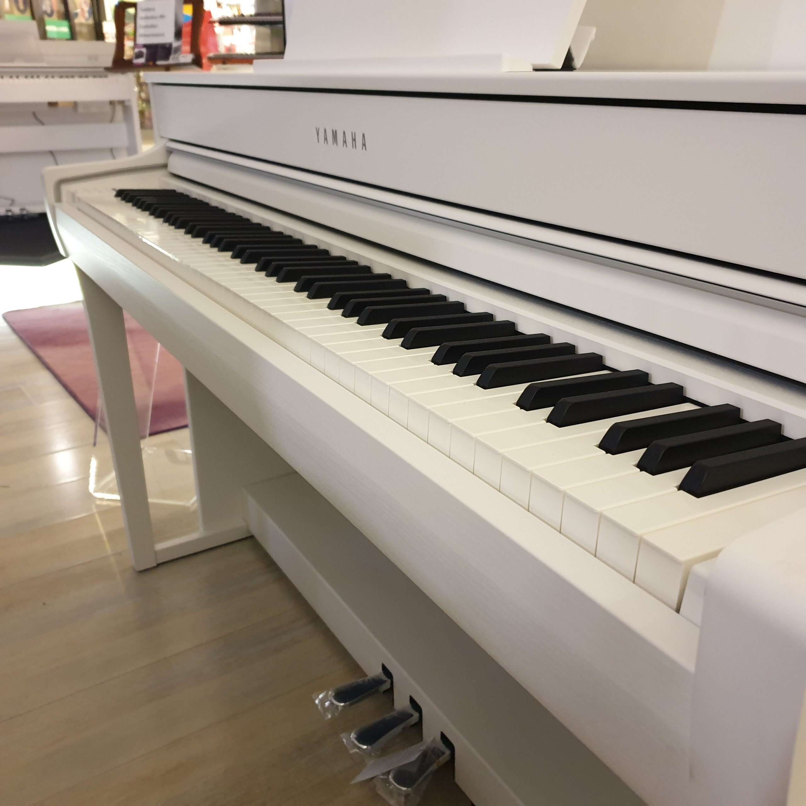 Yamaha Clavinova CLP-835 WH pianoforte digitale bianco