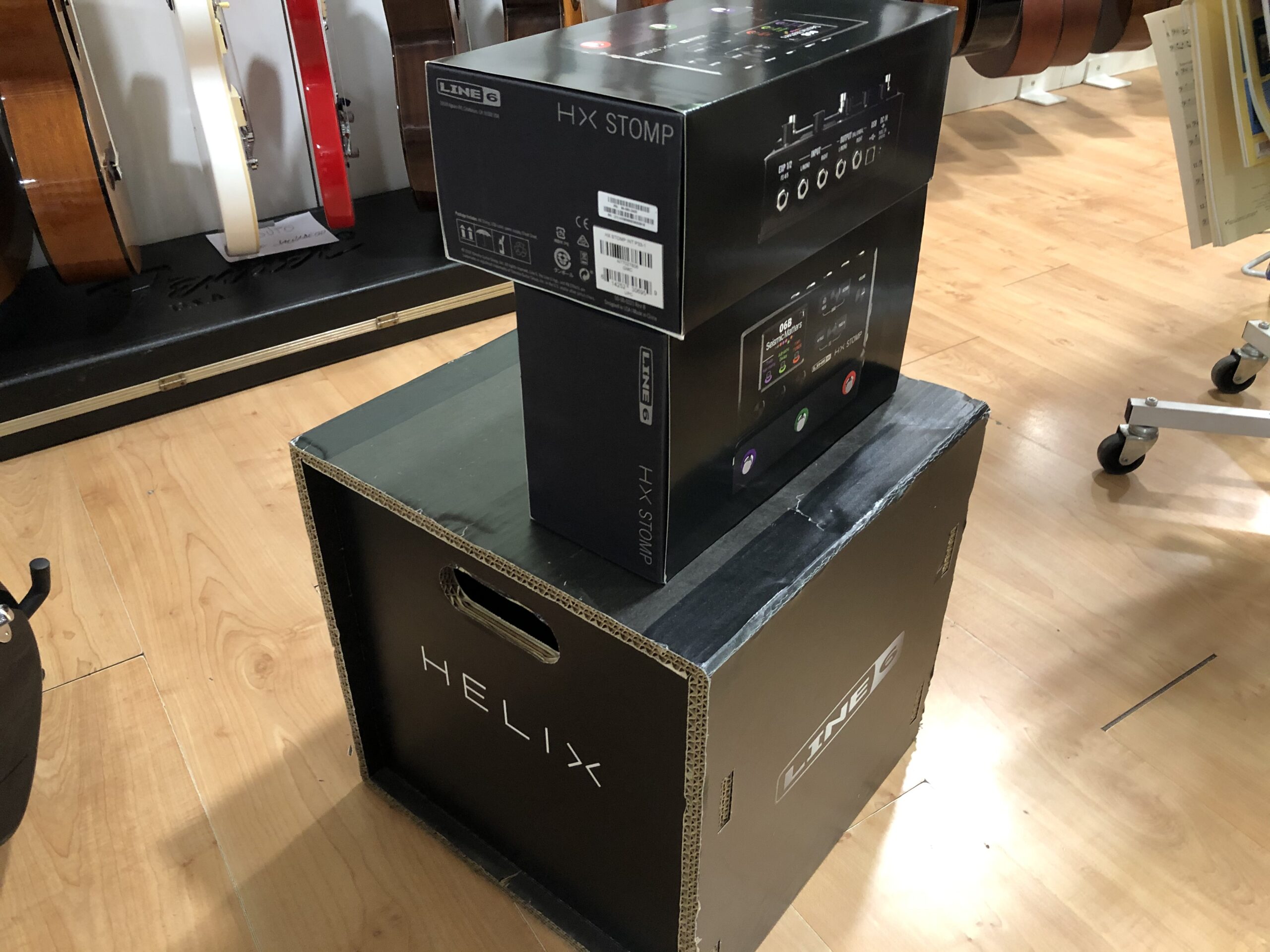 Line 6 HX Stomp pedale multieffetto Helix 300 suoni