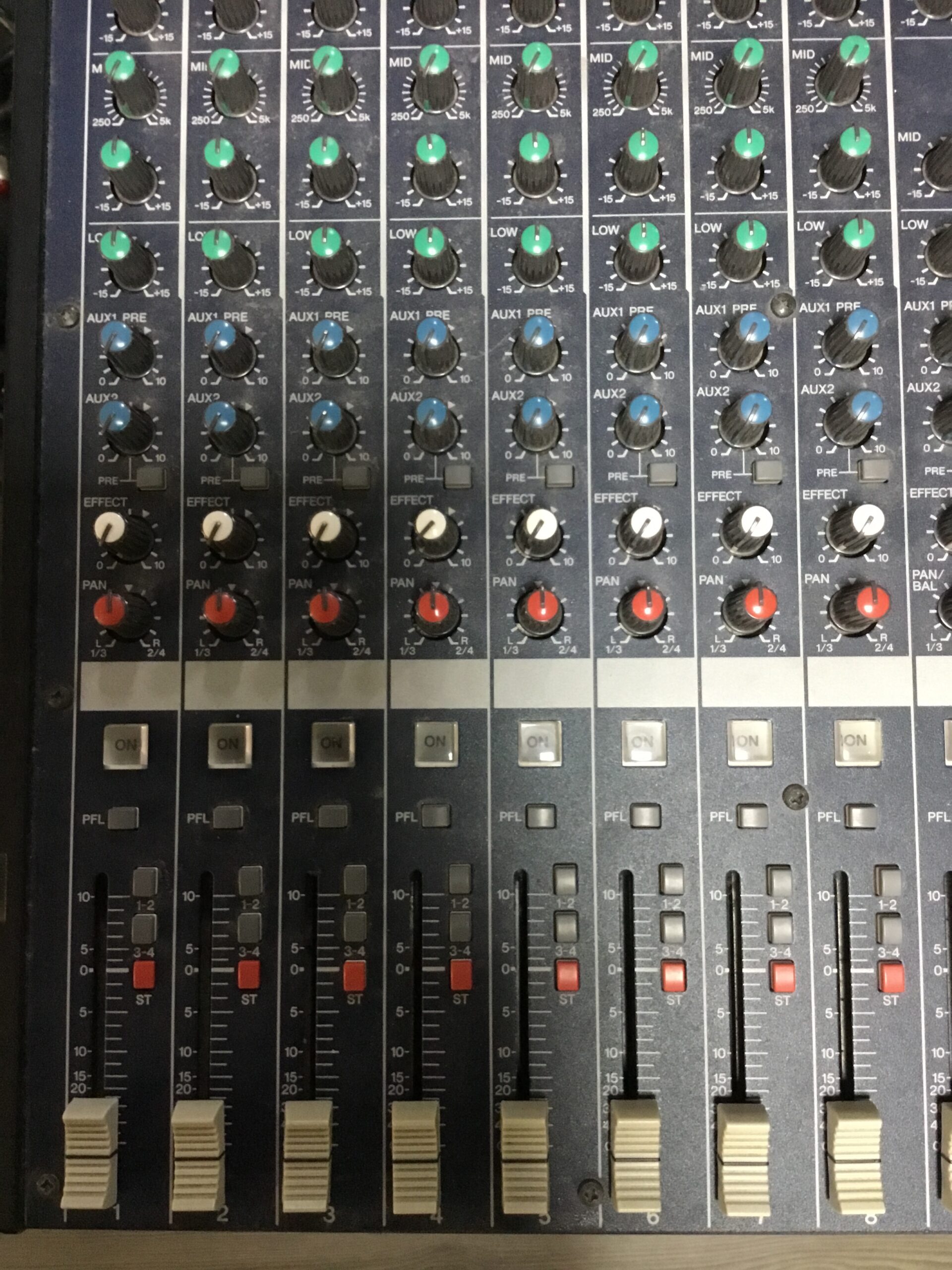 Yamaha MG MG166CX mixer analogico usato 16 canali con effetti