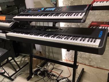 Yamaha MODX8 Plus sintetizzatore 88 tasti pesati usato