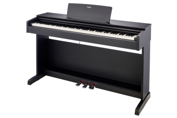 Yamaha Arius YDP-146B pianoforte digitale 88 tasti nero
