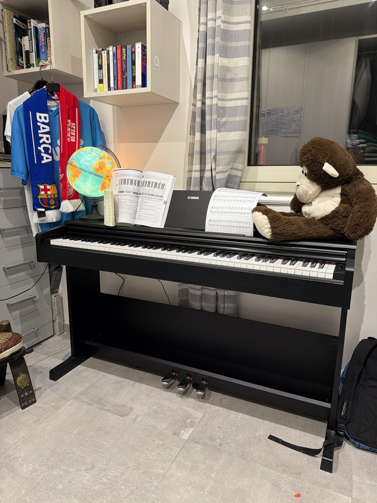 Yamaha Arius YDP-105 pianoforte digitale nero 88 tasti