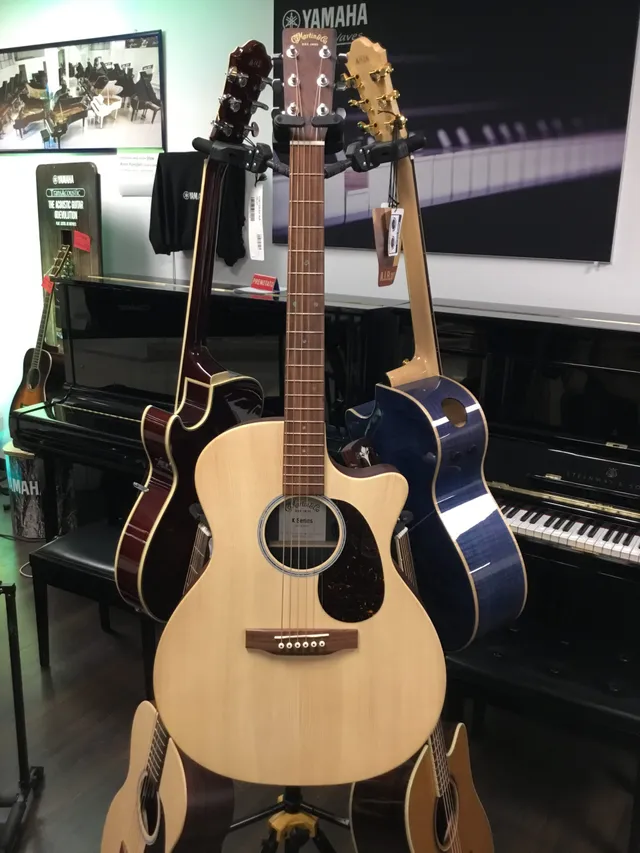 Martin GPC-X2E Mogano chitarra acustica elettrificata ex-demo