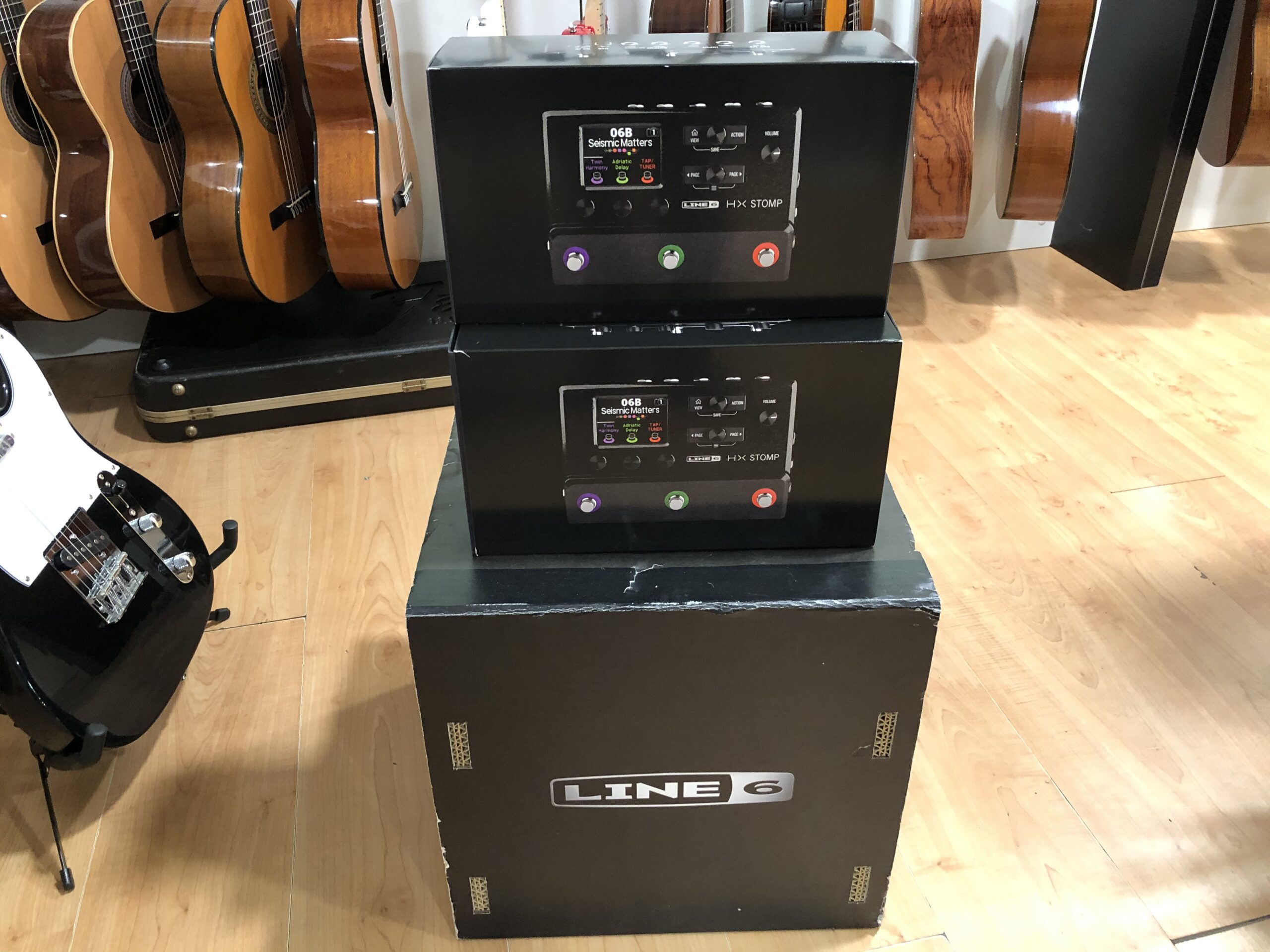 Line 6 HX Stomp pedale multieffetto Helix 300 suoni
