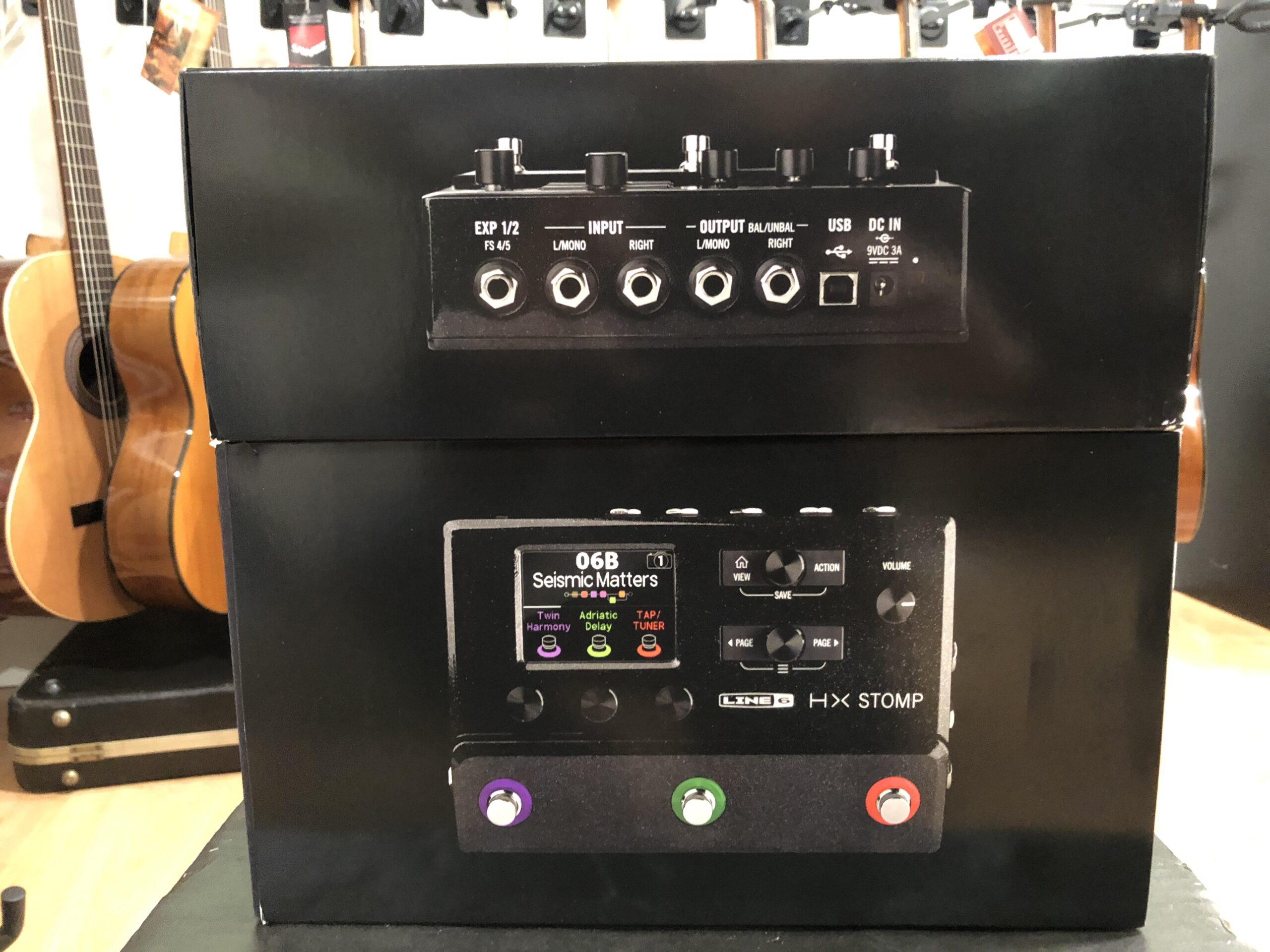 Line 6 HX Stomp pedale multieffetto Helix 300 suoni
