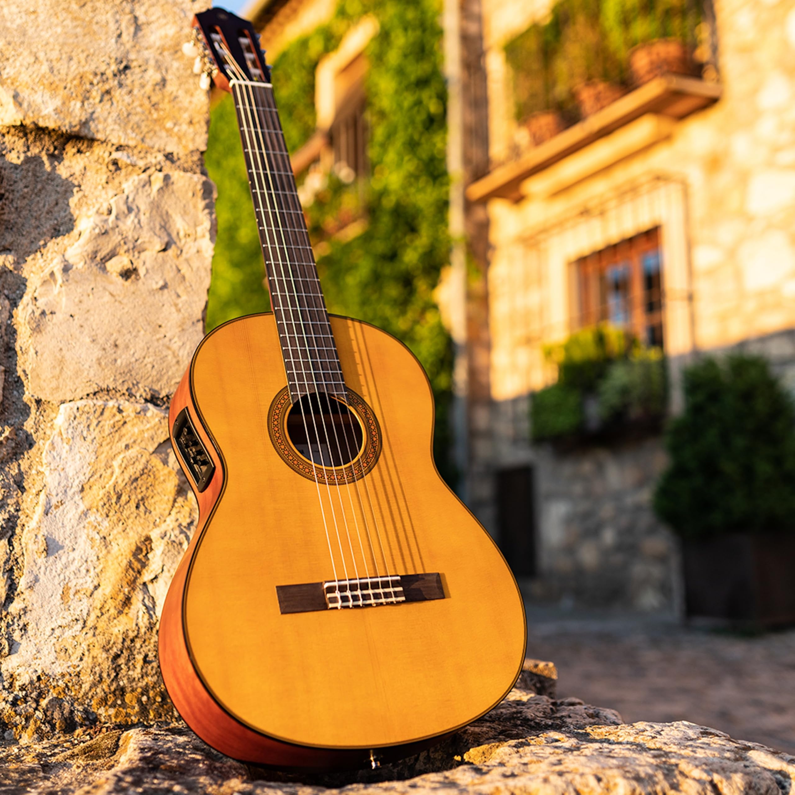Yamaha CGX122MC Elettroacustica Classica Cedro System73 4/4