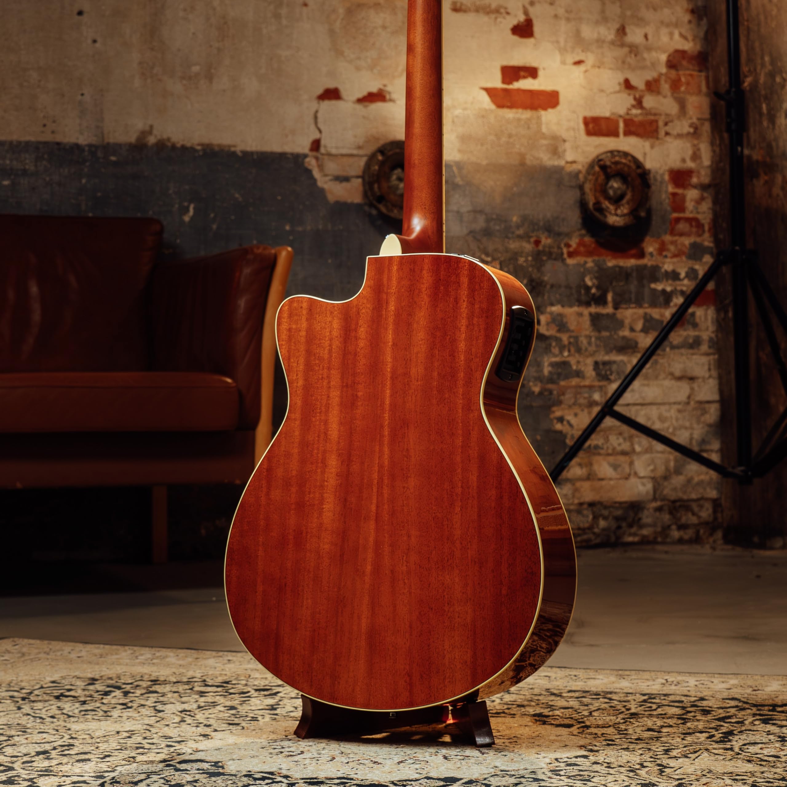 Yamaha FGX820C Chitarra Elettroacustica Natural abete