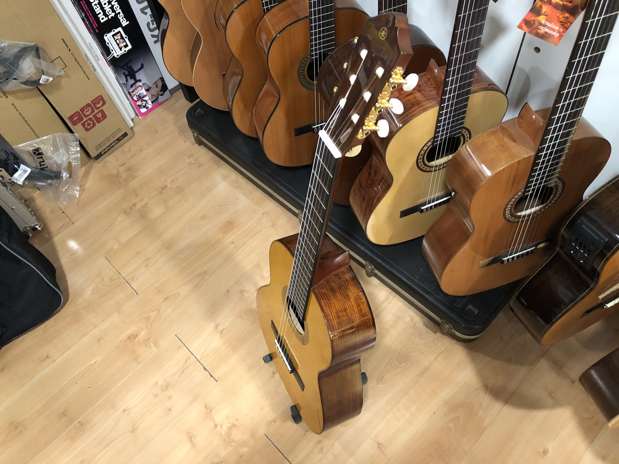 Yamaha CG-TA TransAcoustic chitarra classica nylon