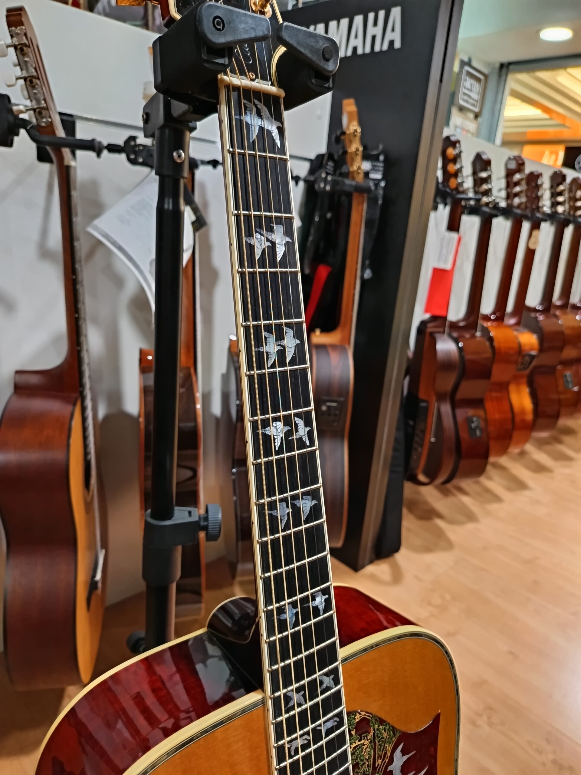 Gibson Doves in Flight chitarra acustica Antique Natural usata
