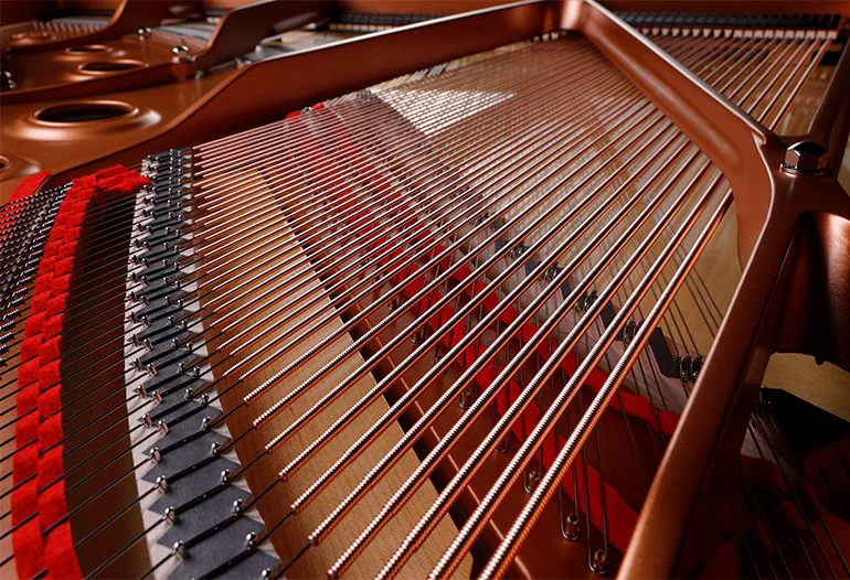 Yamaha U3 TA3 pianoforte verticale TransAcoustic con cuffie