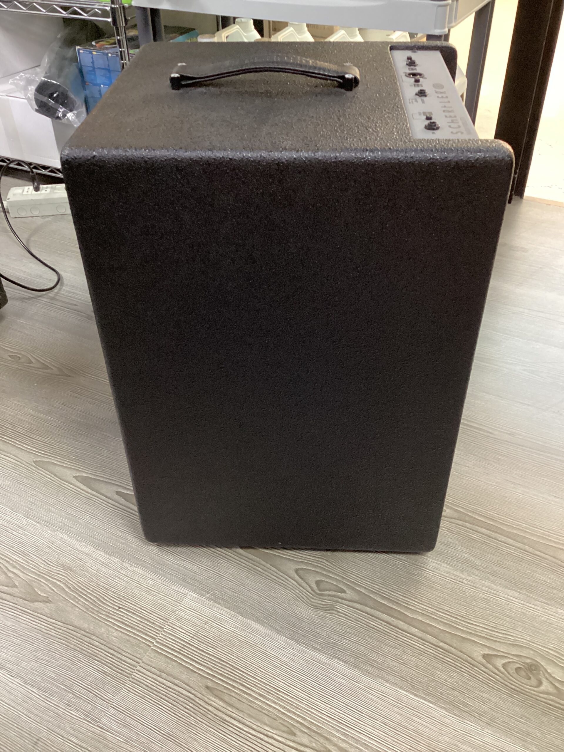 Schertler Bass Fidelity B12 amplificatore basso usato 400W