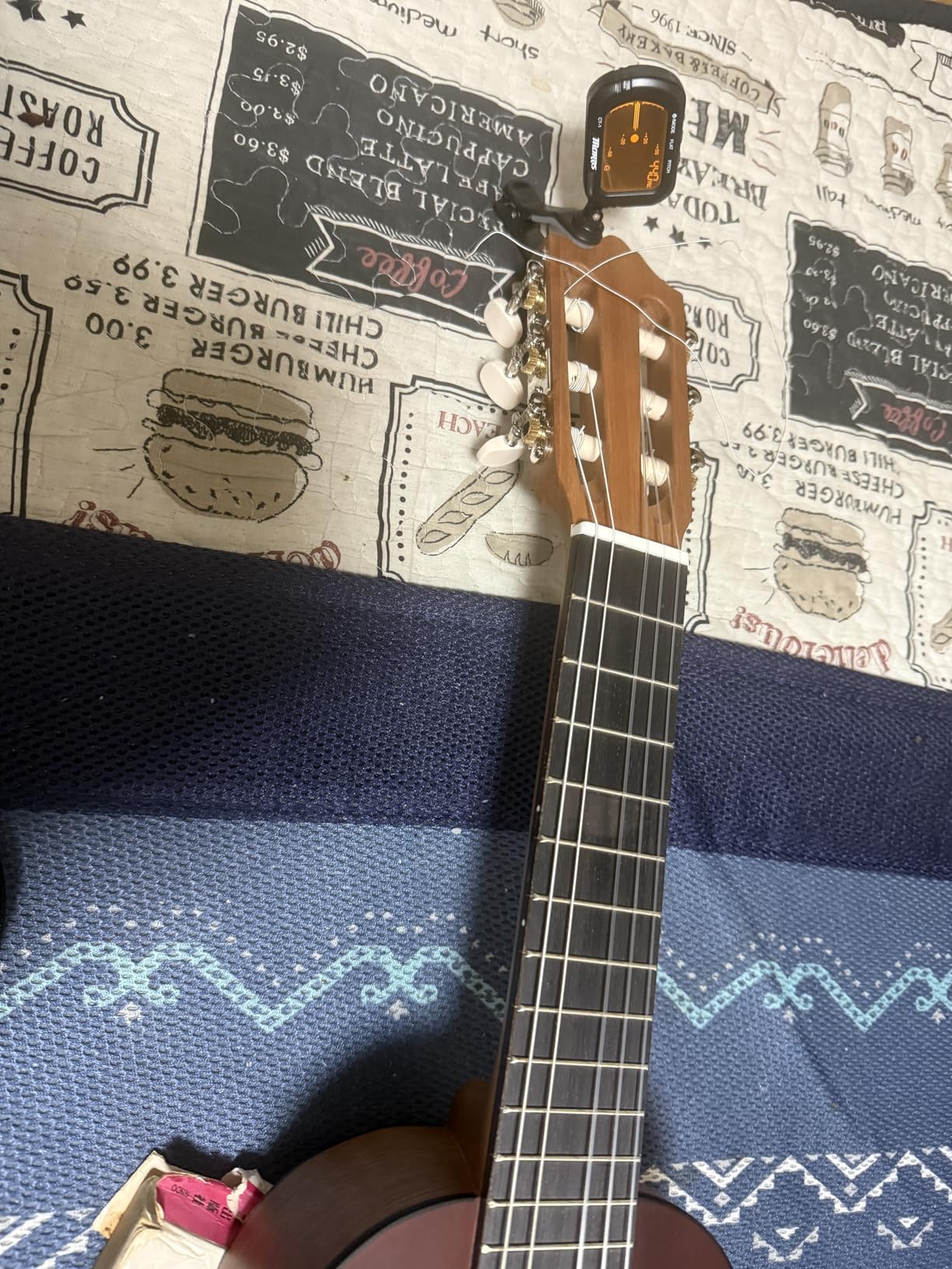 Yamaha GL1 Guitalele 6 Corde Naturale con Borsa