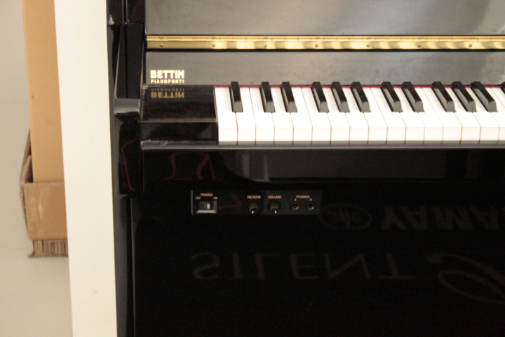 Yamaha B1 SC3 Silent pianoforte verticale nero nuovo