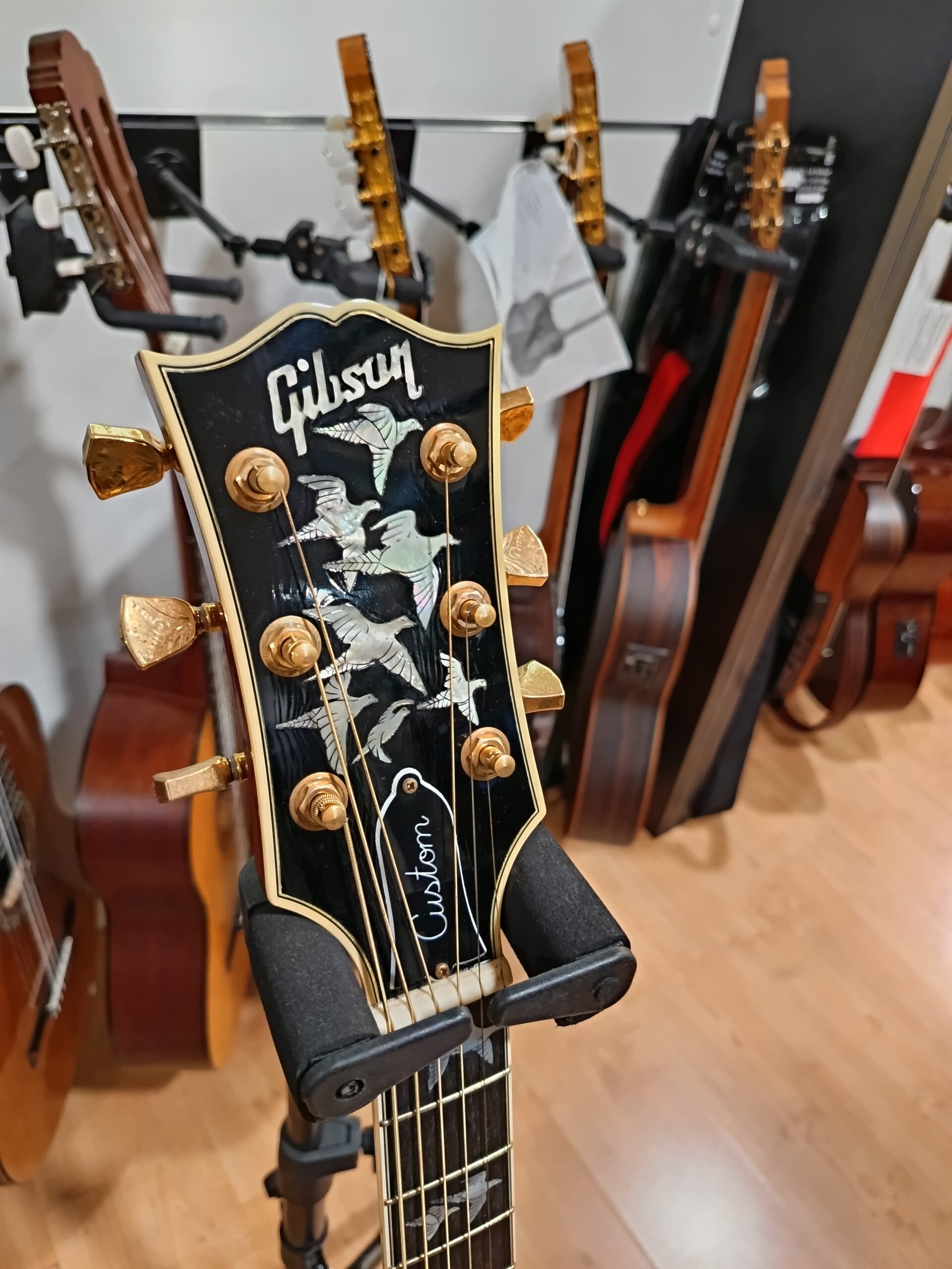Gibson Doves in Flight chitarra acustica Antique Natural usata
