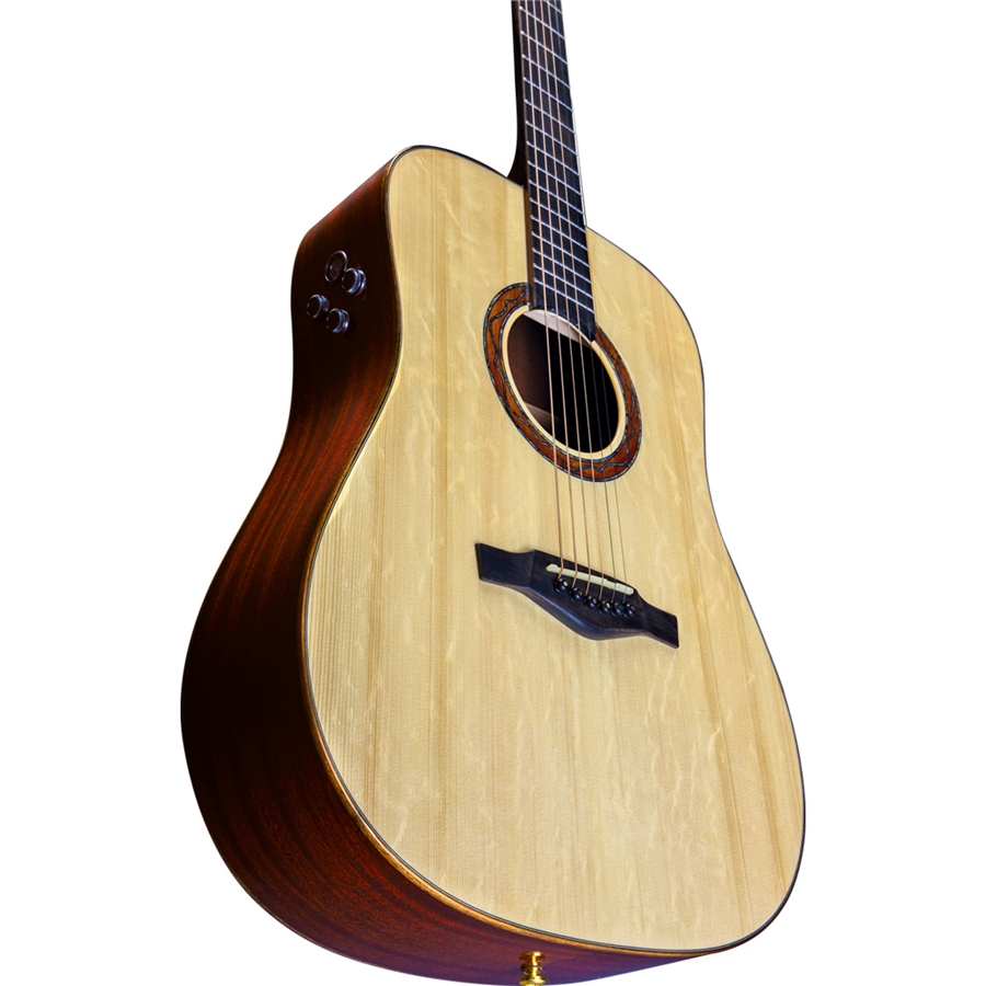 Eko WOW D800E SS Chitarra Acustica Dreadnought Fishman