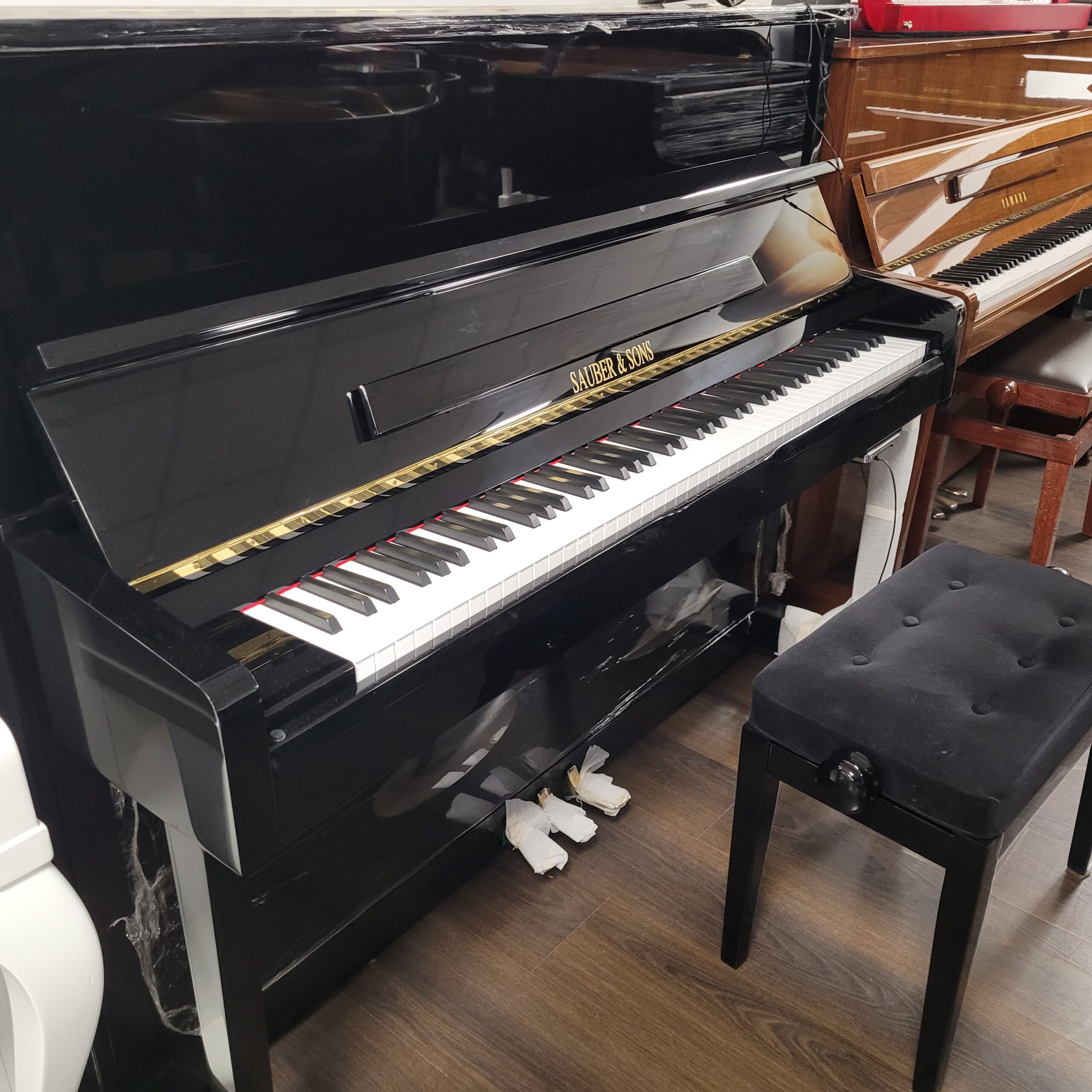 Sauber and Sons L122 Silent Pianoforte verticale nuovo