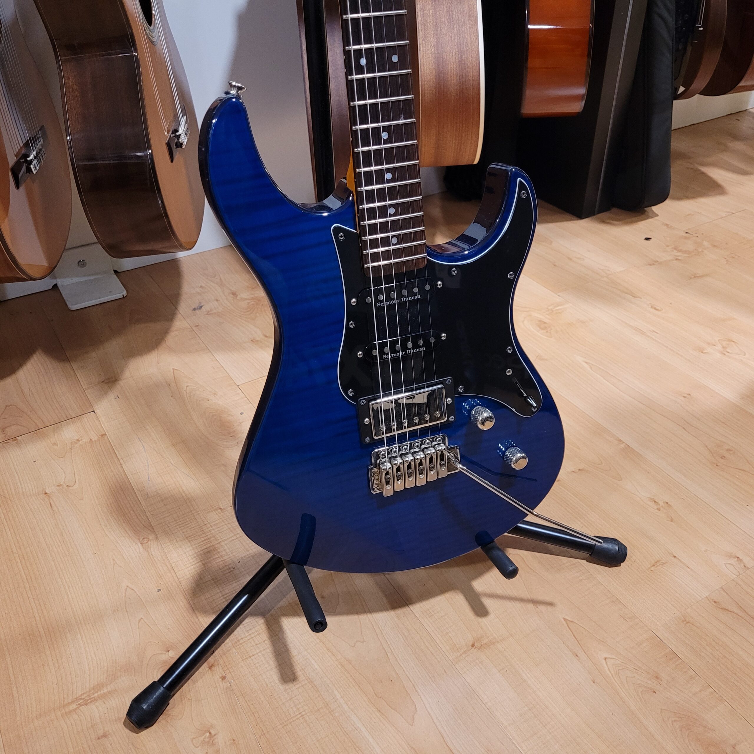 Yamaha Pacifica PAC612VIIFM Chitarra Elettrica Trans Blue