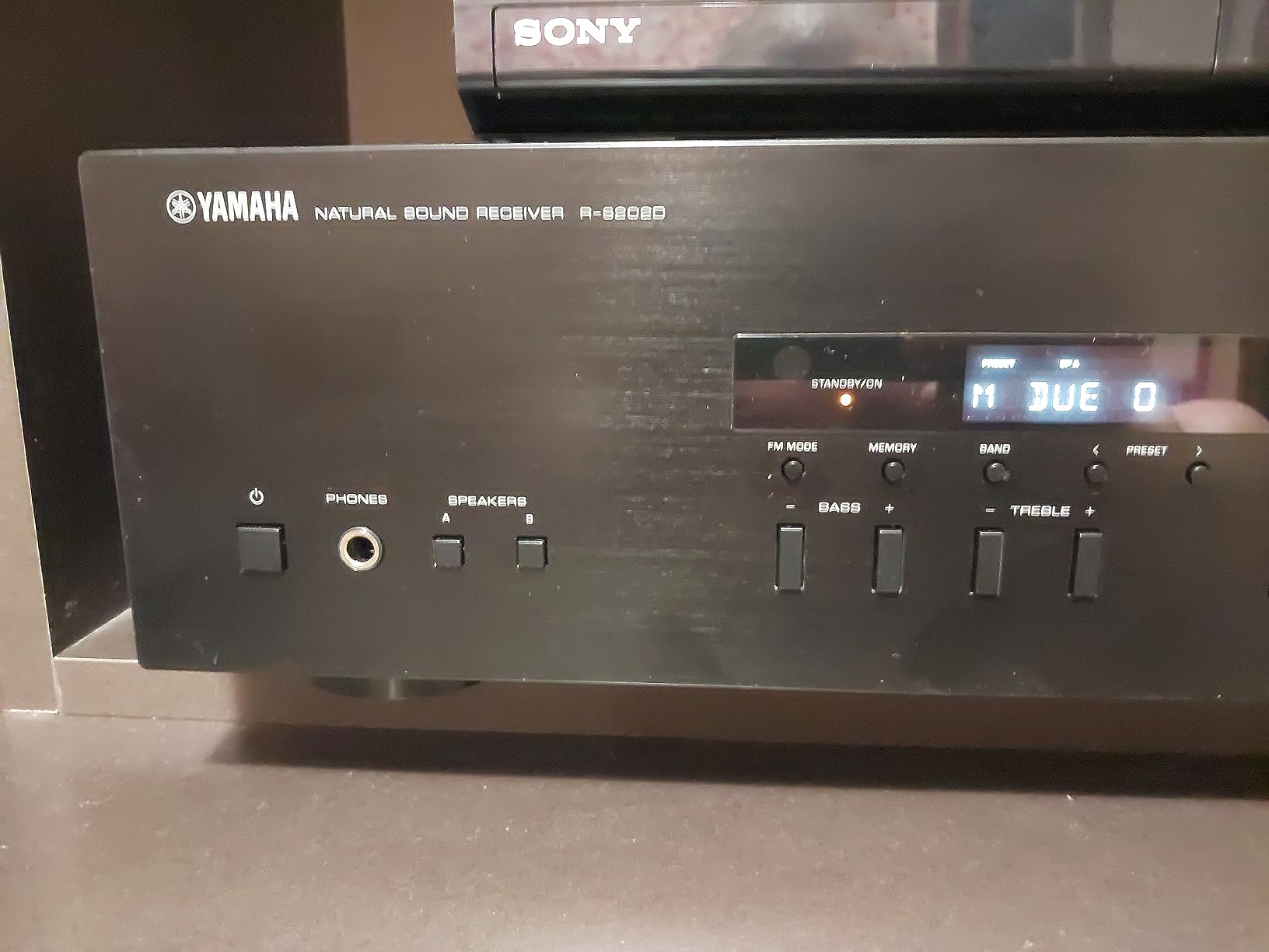 Yamaha R-S202D sintoamplificatore stereo nero Bluetooth