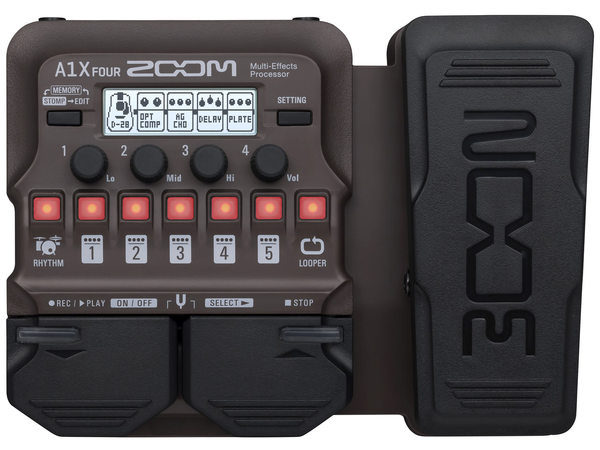 Zoom A1X Four multieffetto chitarra acustica con pedale