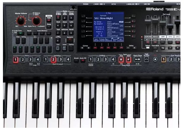 Roland E-A7 EA-7 tastiera arranger 61 tasti con 1500 suoni