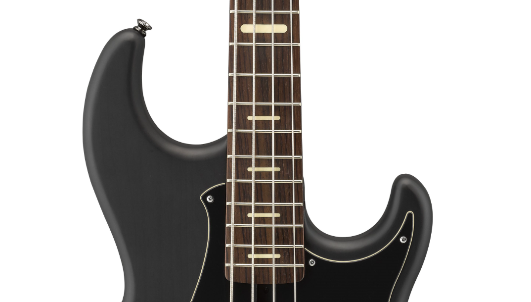 Yamaha BB734A Basso Elettrico 4 Corde Trans Matte Black