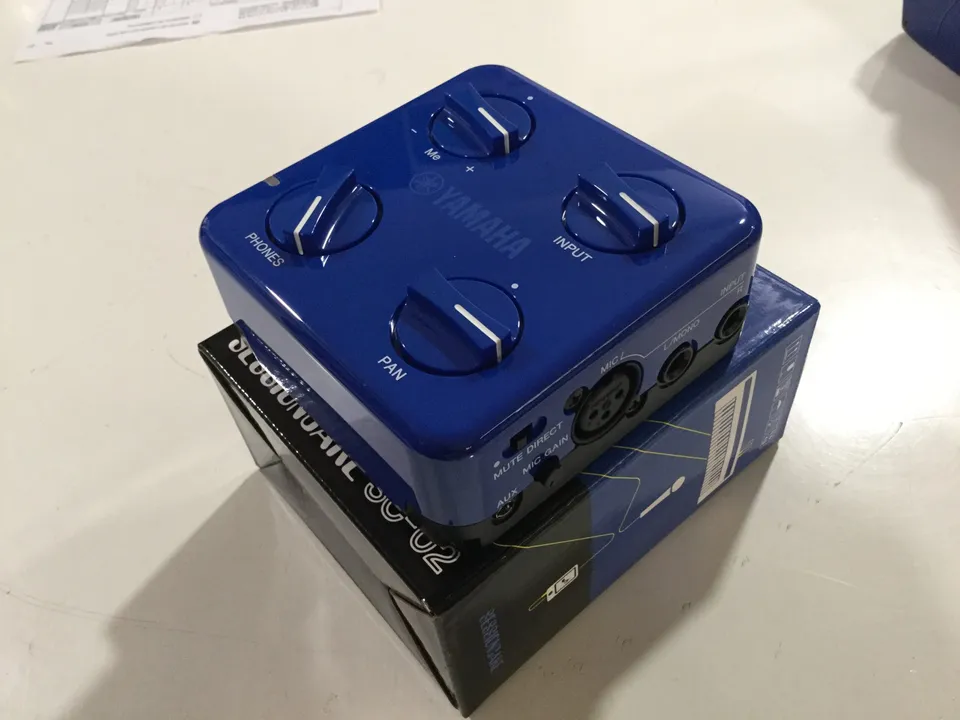 Yamaha SessionCake SC-02 mixer per cuffie ibrido con scheda audio