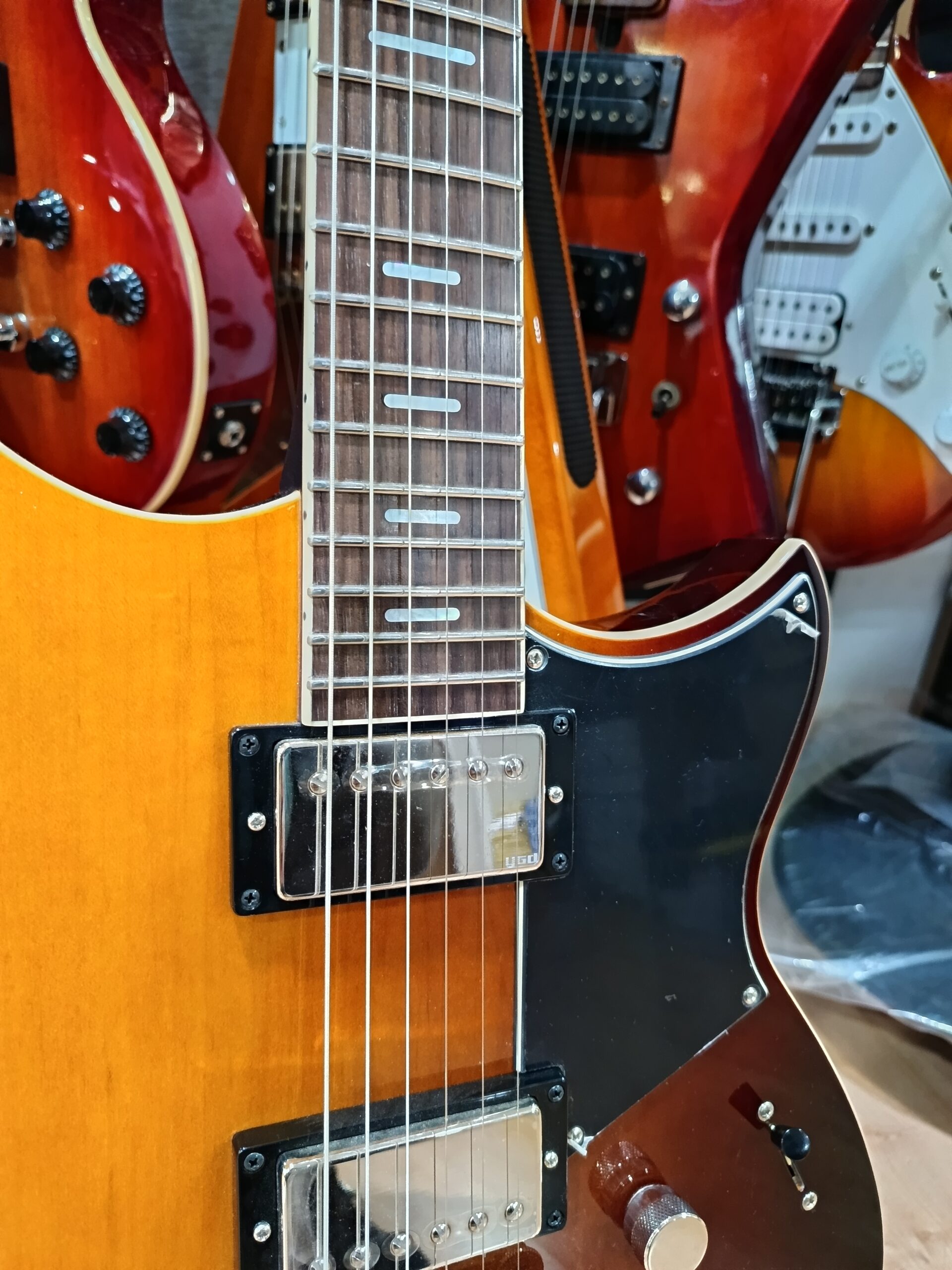 Yamaha Revstar RSS20 chitarra elettrica Sunset Burst usato
