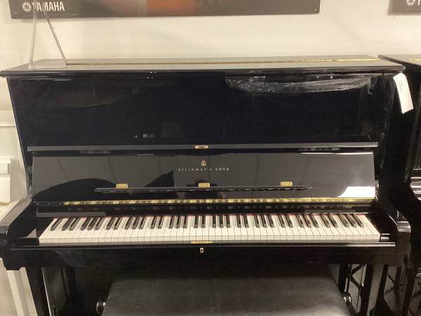 Steinway K-132 pianoforte verticale 88 tasti occasione