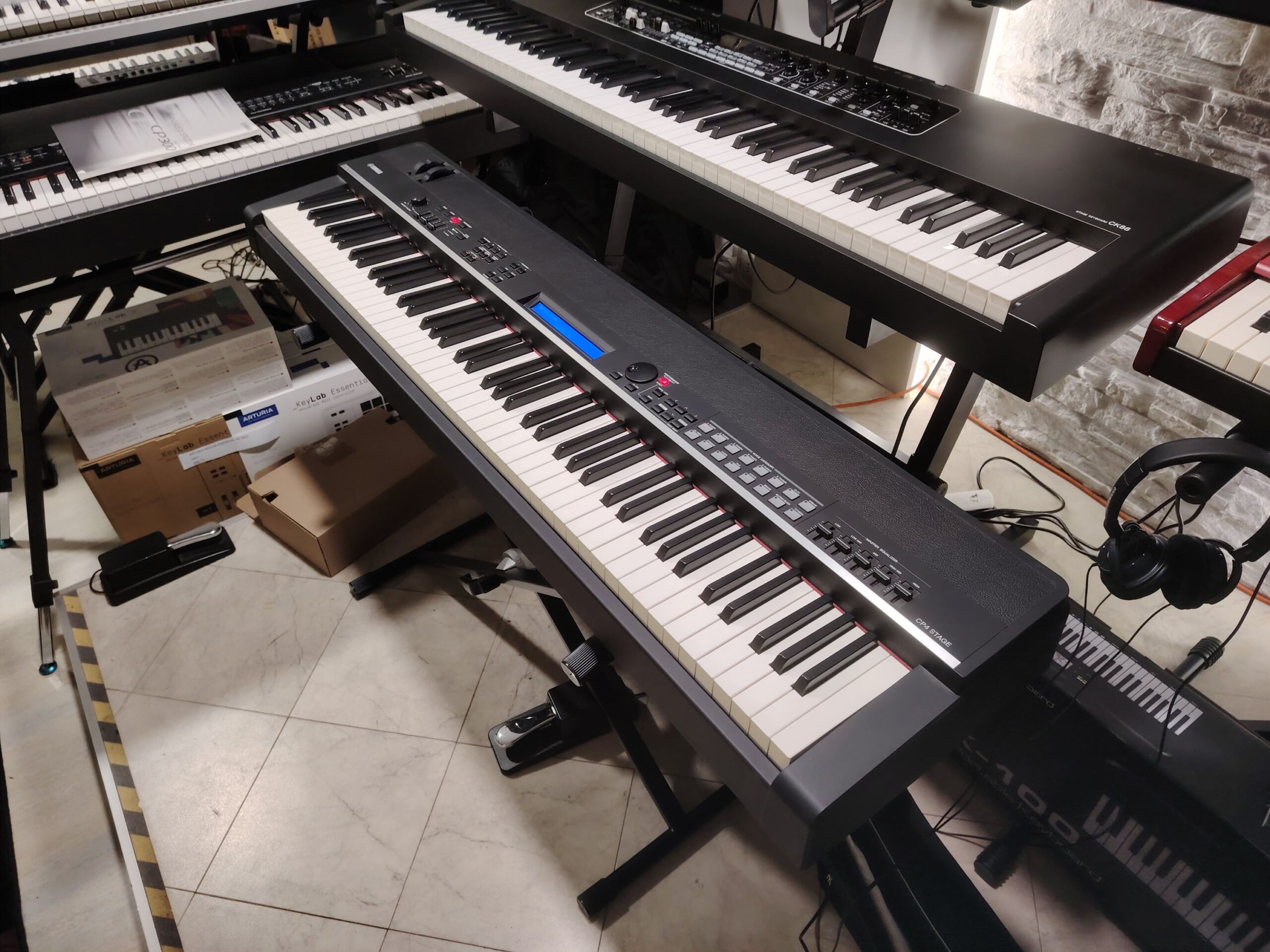 Yamaha CP4 stage piano 88 tasti legno