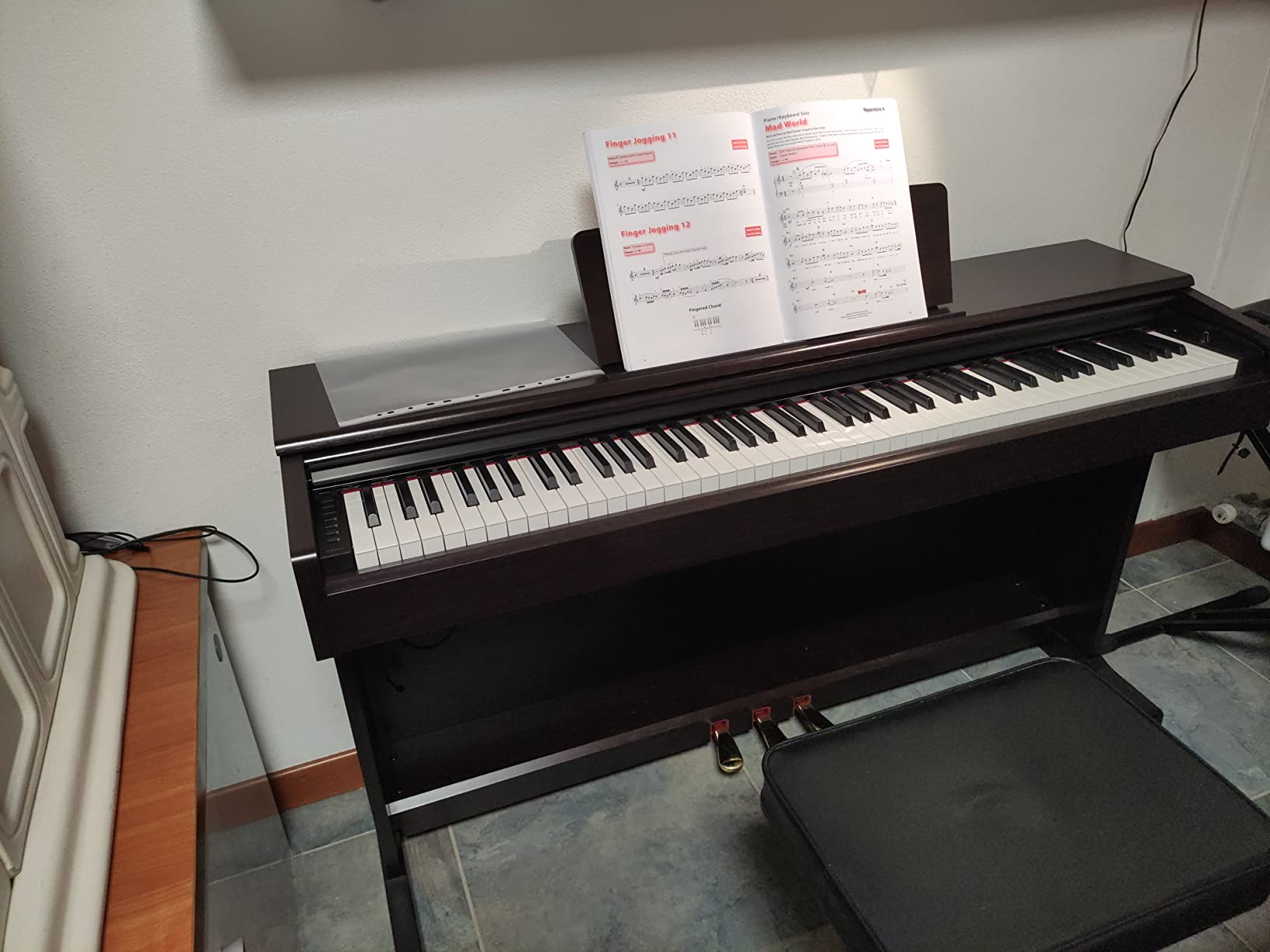 Yamaha YDP-146 Piano Digitale 88 Tasti Nero CFX Bluetooth