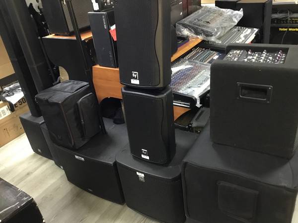 Electro-Voice ZXA1 + ZXA1-Sub diffusore amplificato coppia usato 800W