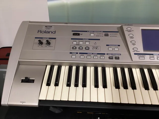 Roland Discover 5 tastiera 61 tasti usata touch