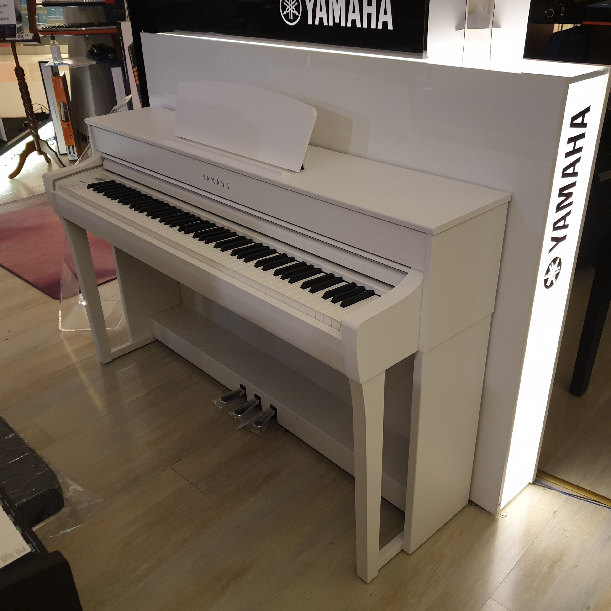 Yamaha Clavinova CLP-835 WH pianoforte digitale bianco
