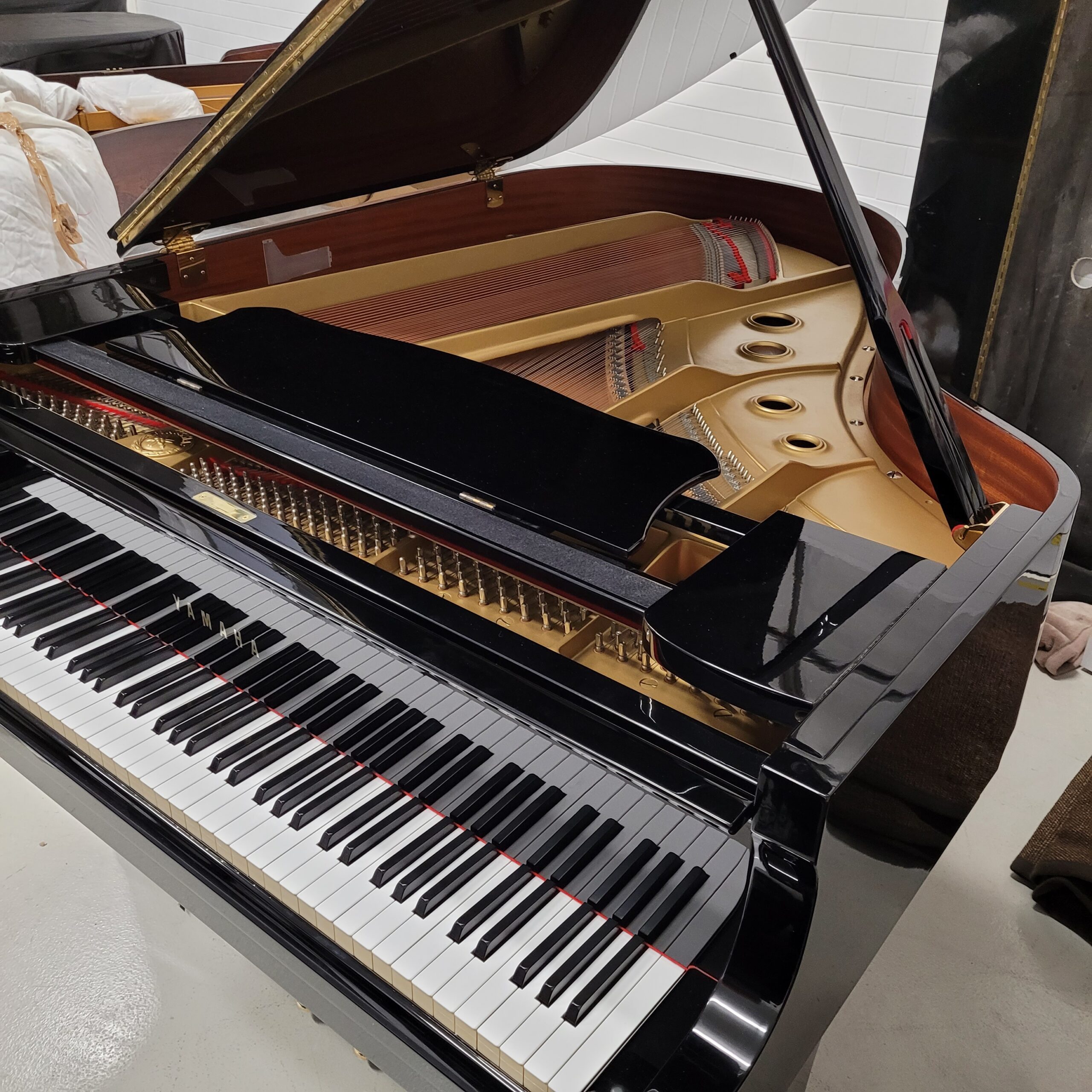 Yamaha C3 Pianoforte a Coda Nero Lucido Occasione Usato