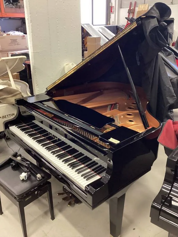 Yamaha GC1 pianoforte a coda Silent Usato