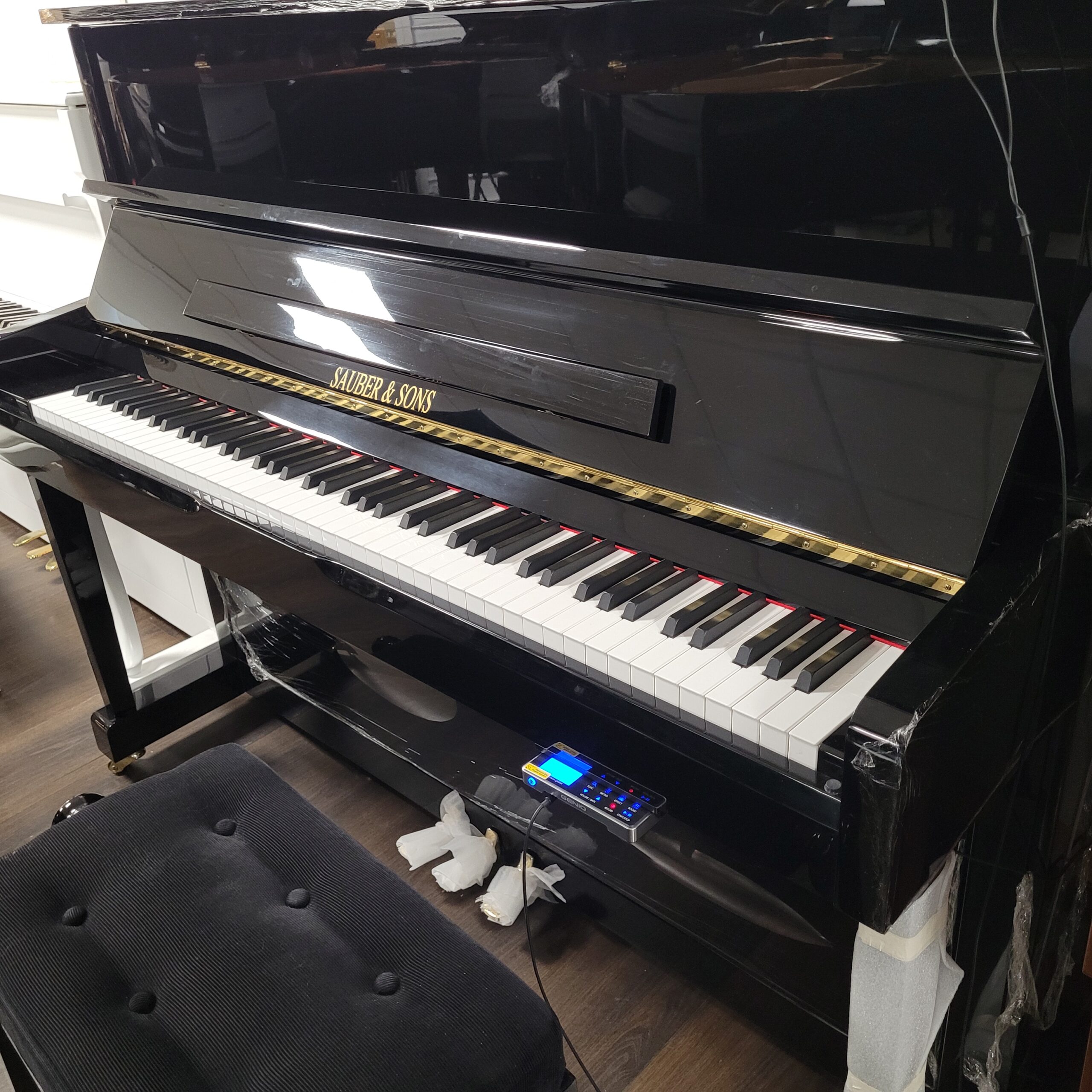 Sauber and Sons L122 Silent Pianoforte verticale nuovo