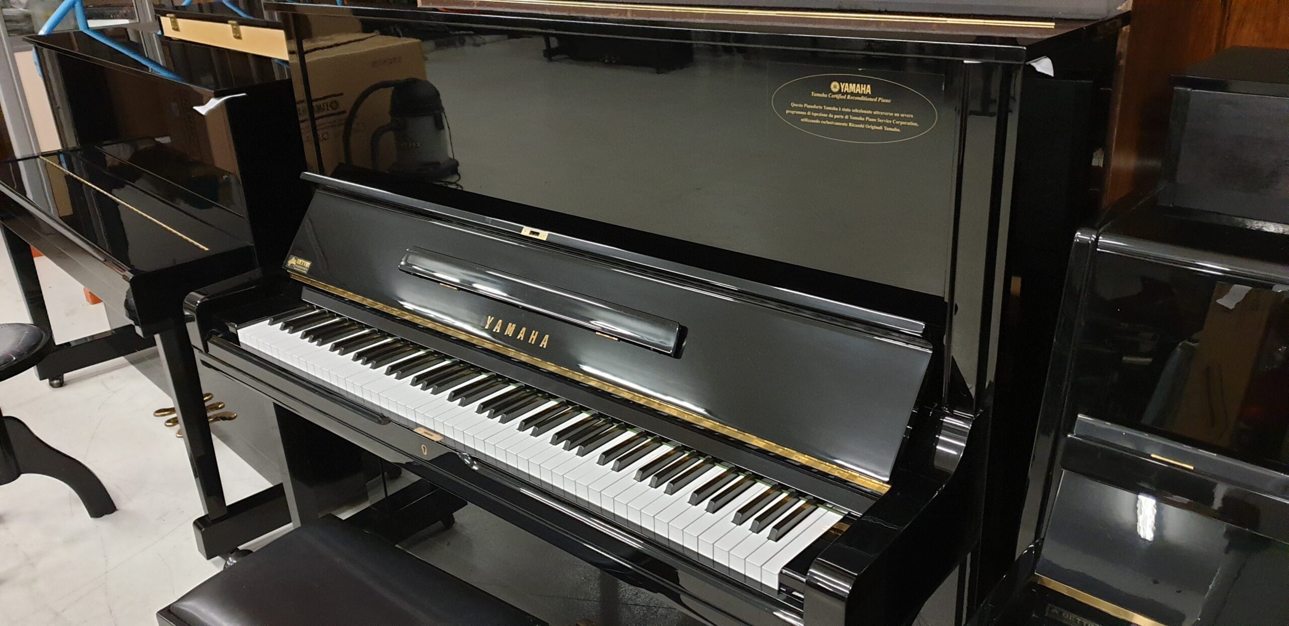 Yamaha U3H pianoforte verticale ricondizionato certificato acustico