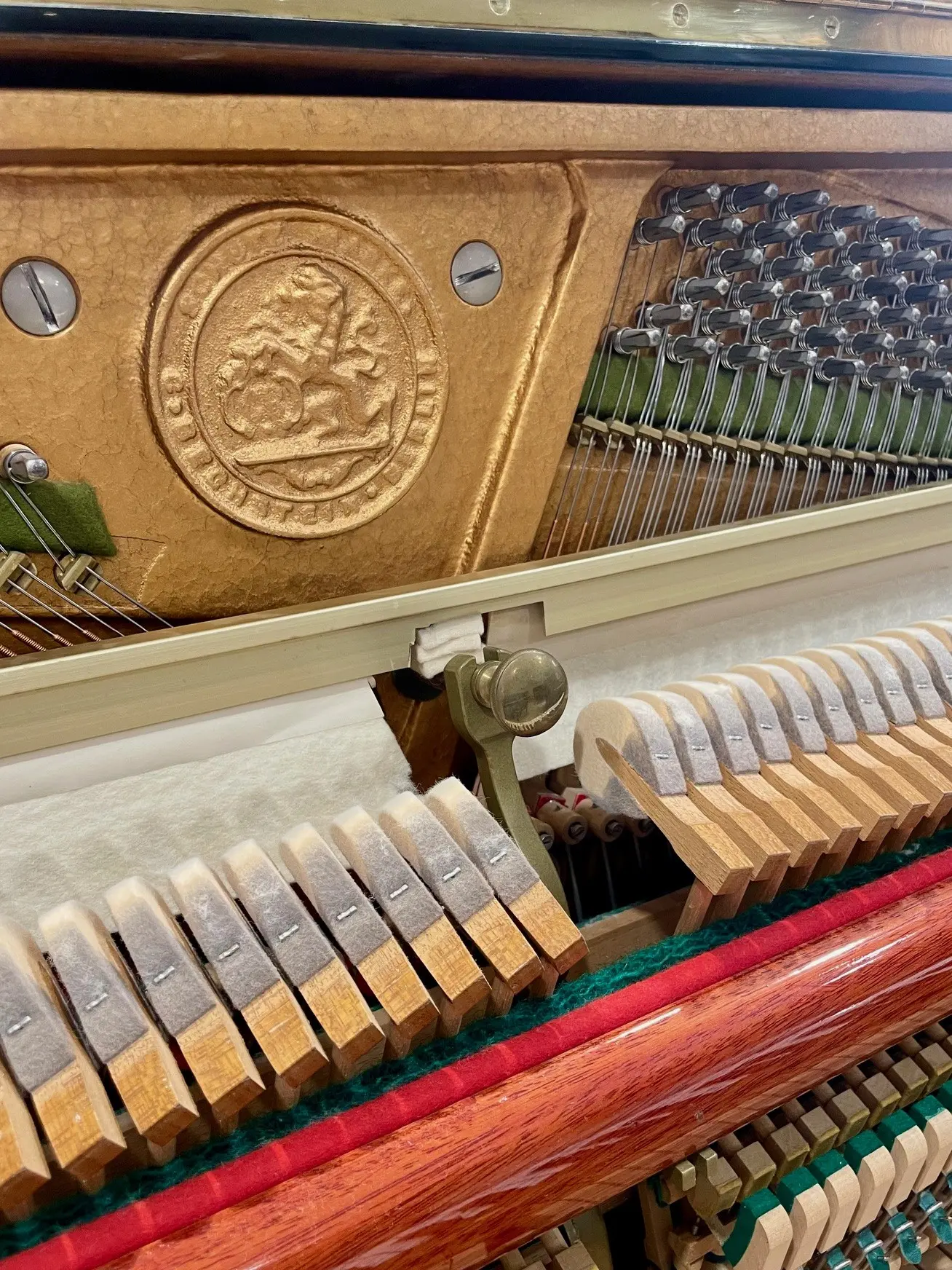 Bechstein 116 pianoforte verticale nero lucido usato