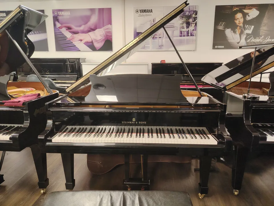 Steinway & Sons A188 pianoforte mezza coda nero occasione