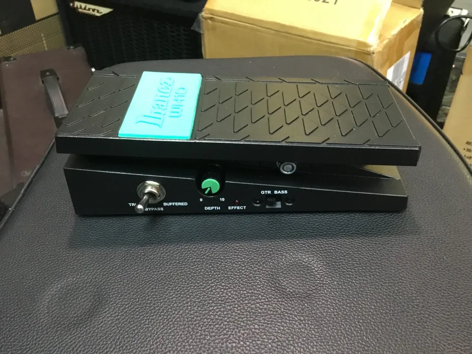 Ibanez WH10 V3 pedale wah chitarra ex demo boost