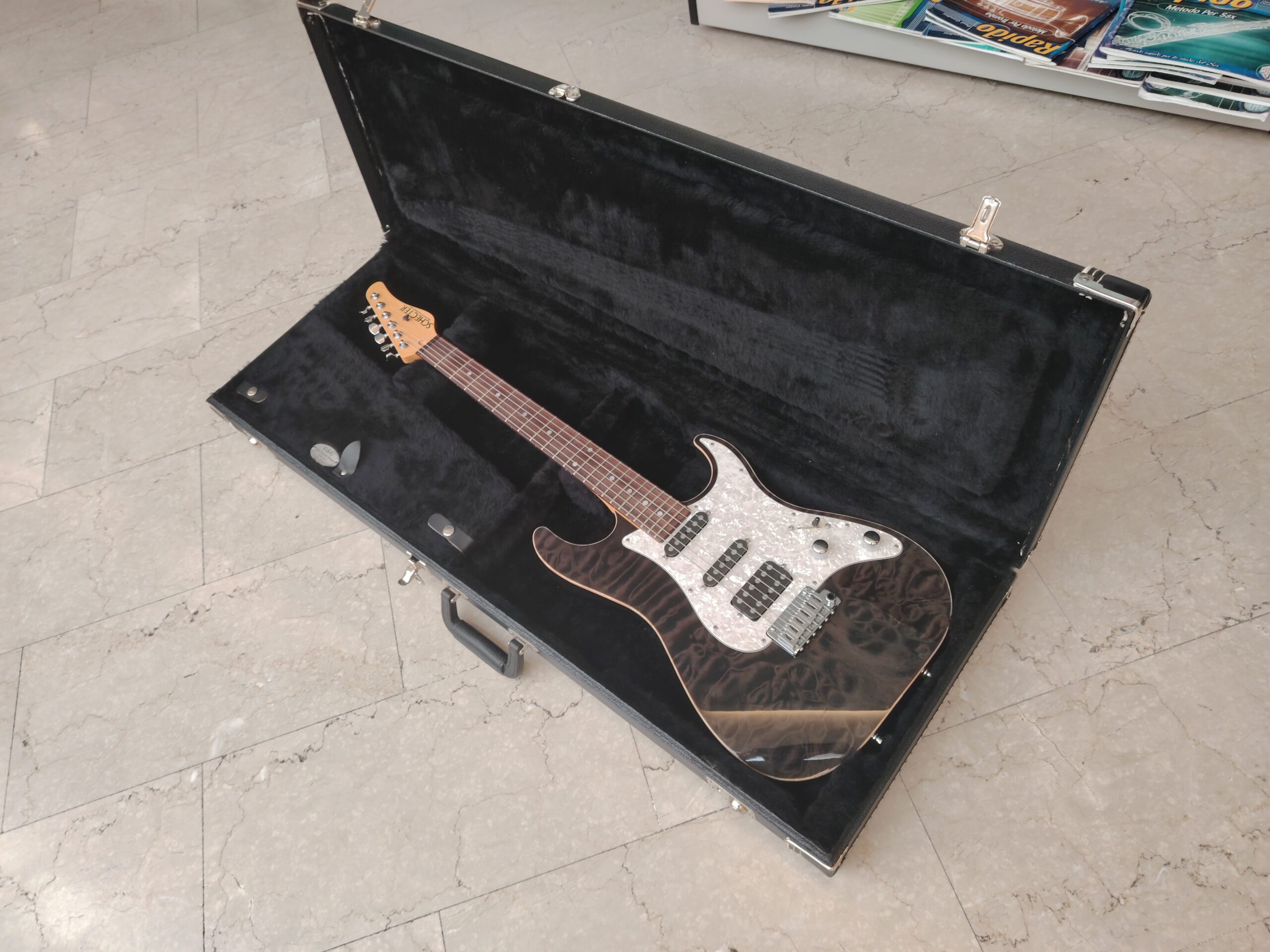 Schecter Sunset Custom chitarra elettrica Trans Black usato